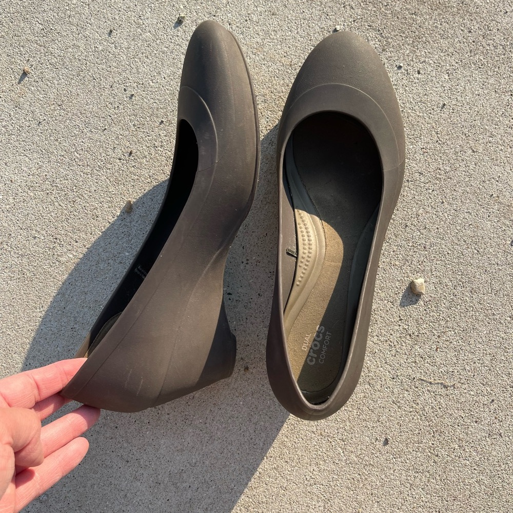 Crocs Women Shoes Lina Size 8M Brown Slip On Comfort Wedge Heel Pump